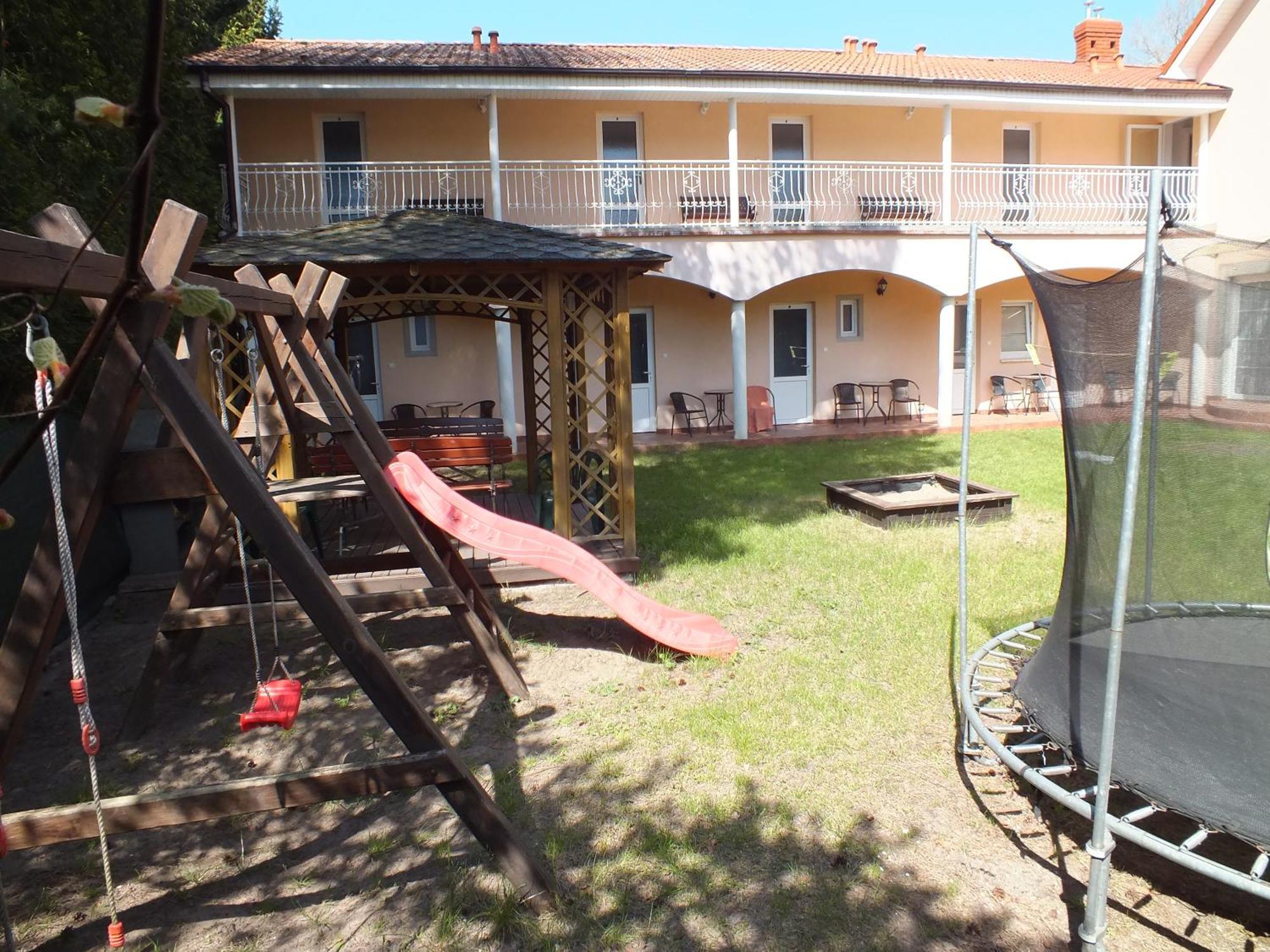 Piotrus Pan Hotel Niechorze Kültér fotó